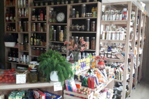 zoldsegbolt-baja-1024 (3) Vörös Fruit Kft. - Zöldség és gyümölcs bolt Baján