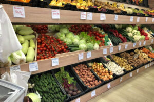 zoldsegbolt-baja-f-1024 (2) Vörös Fruit Kft. - Zöldség és gyümölcs bolt Baján